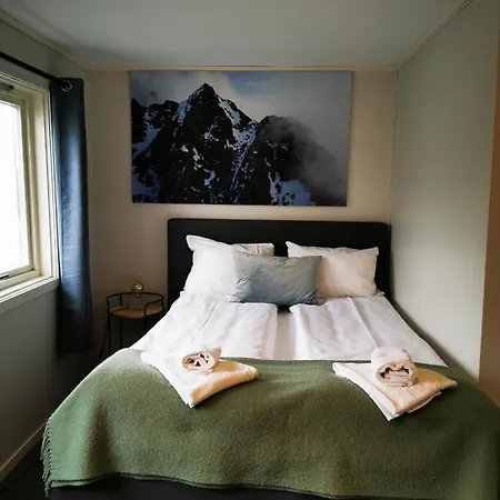 Henningsvaer Guesthouse 酒店