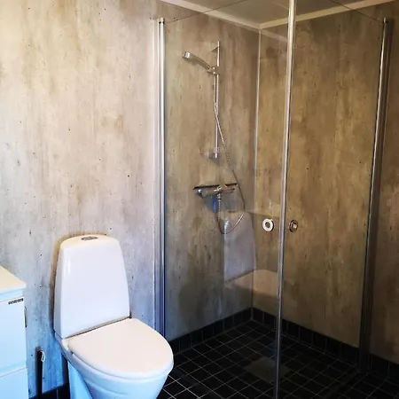 Henningsvaer Guesthouse ヘニングスヴァール