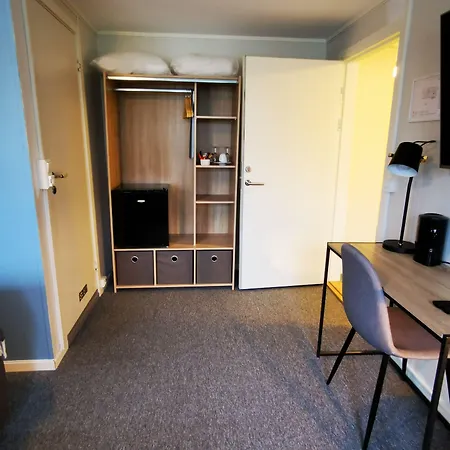 Henningsvaer Guesthouse 3*