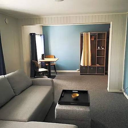 Henningsvaer Guesthouse 3* ヘニングスヴァール
