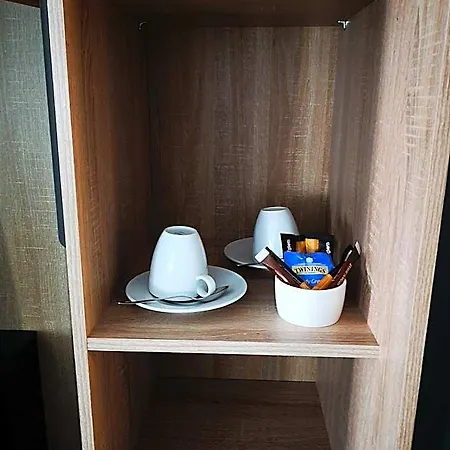 Henningsvaer Guesthouse ホテル