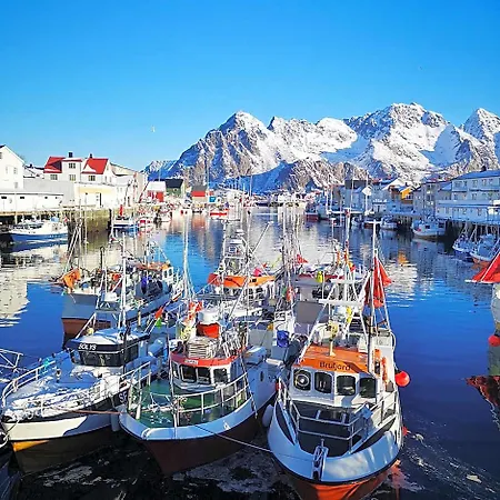 Henningsvaer Guesthouse 3*