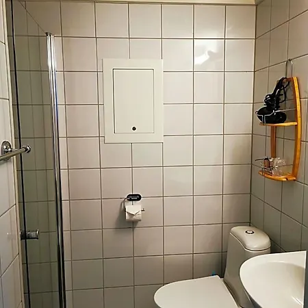Henningsvaer Guesthouse ホテル