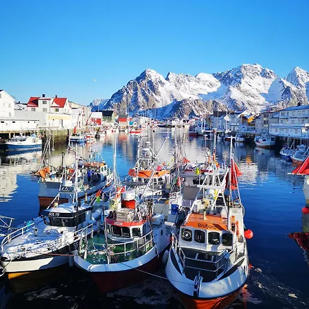 Hotel Henningsvaer Guesthouse