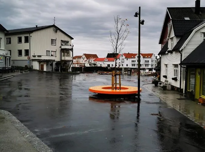Henningsvær Guesthouse 3* Henningsvær