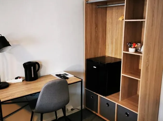 فندق Henningsvaer Guesthouse 3*