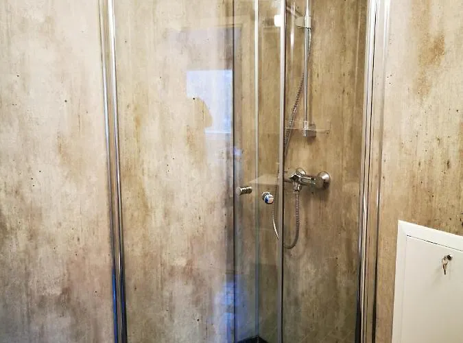 Hotell Henningsvær Guesthouse