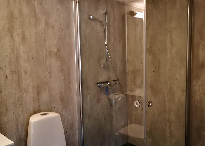 فندق Henningsvaer Guesthouse