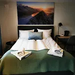 Henningsvaer Guesthouse 酒店 3*
