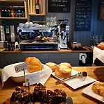 酒店 Henningsvaer Guesthouse 3*