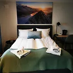 酒店 Henningsvaer Guesthouse