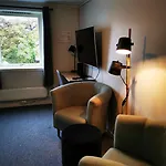 Henningsvaer Guesthouse 酒店 3*