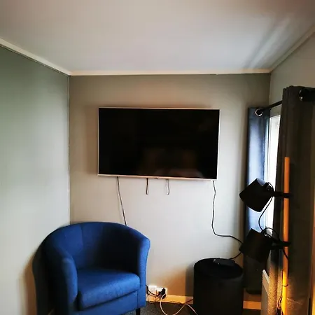 Henningsvaer Guesthouse ヘニングスヴァール